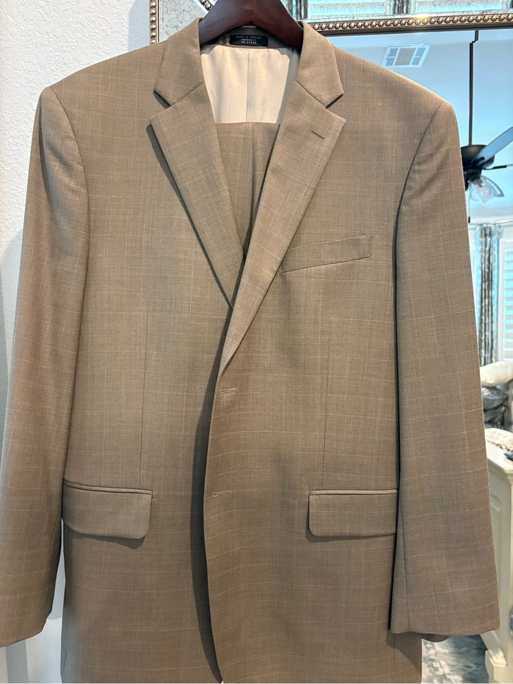 Jones New York Men's Tan Plaid Suit Jacket 42R